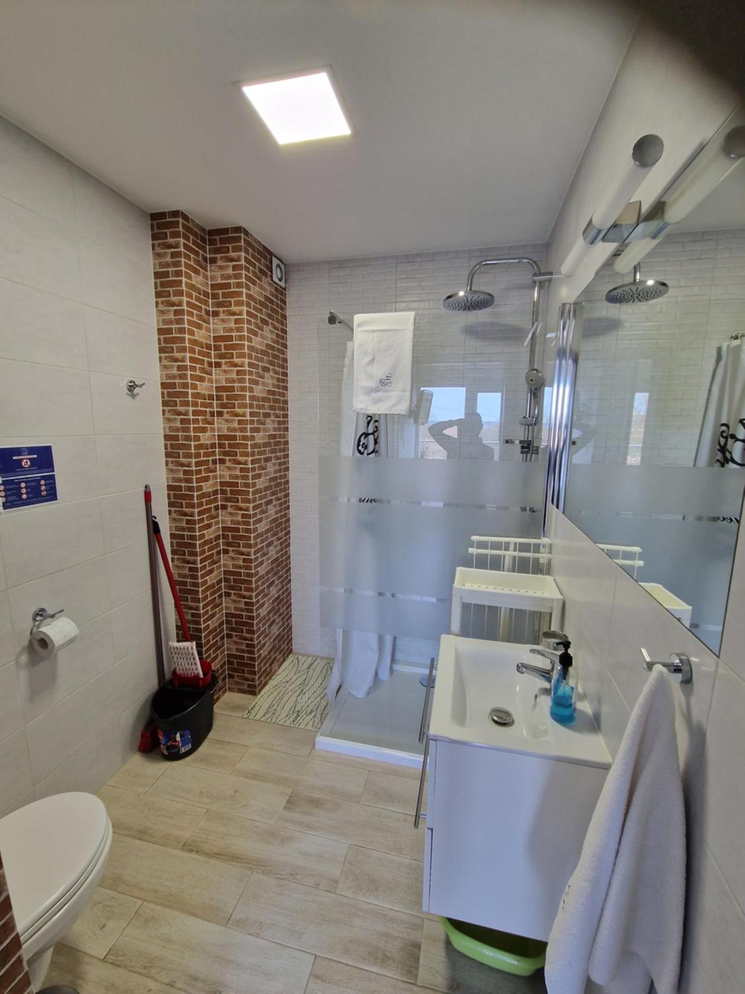 Willa Dobrylko II -Apartamenty レバ エクステリア 写真